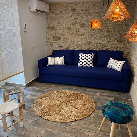 Ideal Parelles Aptm Amb Encant Estil Mediterrani I Tranquil A Llança Buitenkant foto