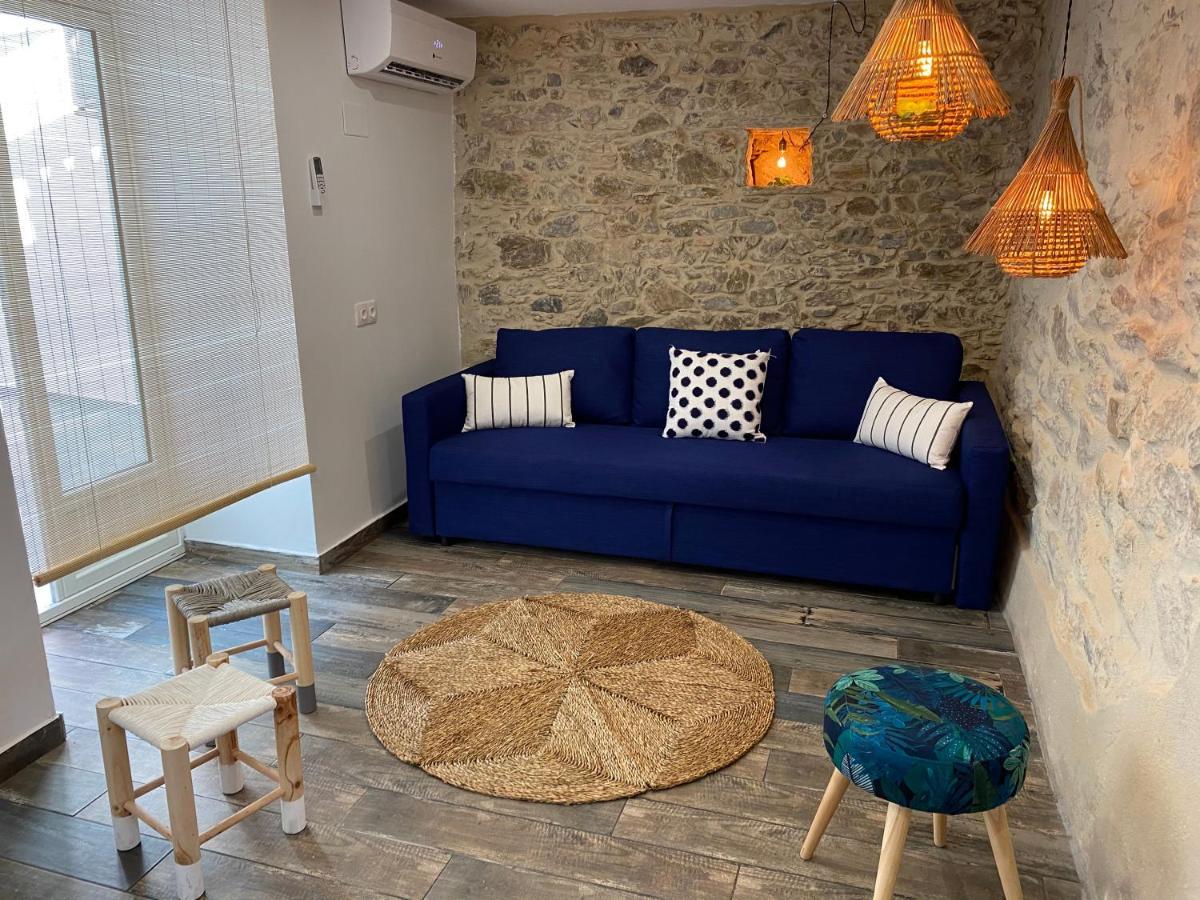 Ideal Parelles Aptm Amb Encant Estil Mediterrani I Tranquil A Llança Buitenkant foto